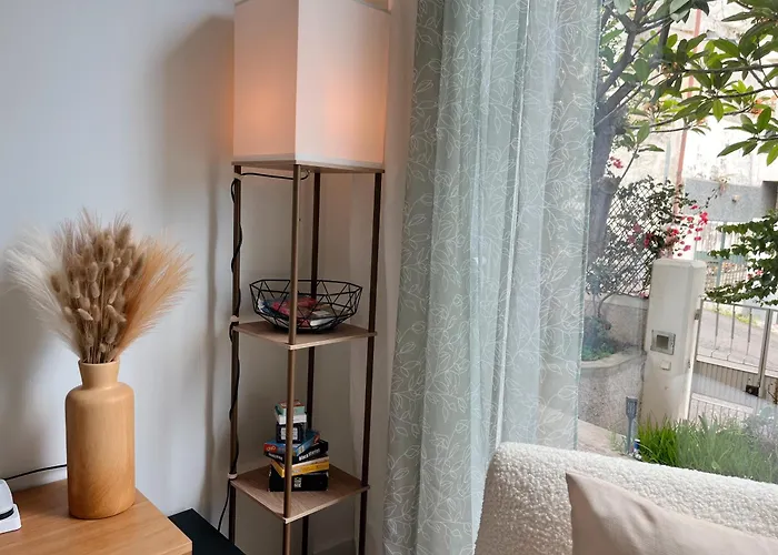The Luzia House - Sunny 4br With Gardens, Terraces, Ac, On-site Parking Vakantiehuis Funchal (Madeira)
