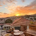 度假居 The Luzia House - Sunny 4br With Gardens, Terraces, Ac, On-site Parking