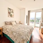 The Luzia House - Sunny 4br With Gardens, Terraces, Ac, On-site Parking