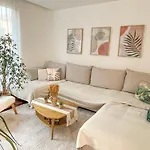 The Luzia House - Sunny 4br With Gardens, Terraces, Ac, On-site Parking * 丰沙尔