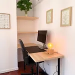 The Luzia House - Sunny 4br With Gardens, Terraces, Ac, On-site Parking 度假居 丰沙尔