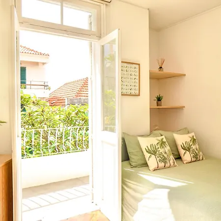 The Luzia House - Sunny 4br With Gardens, Terraces, Ac, On-site Parking Feriehus *