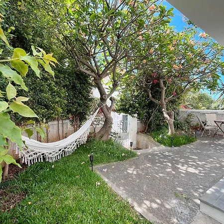 Feriehus The Luzia House - Sunny 4br With Gardens, Terraces, Ac, On-site Parking Funchal (Madeira)