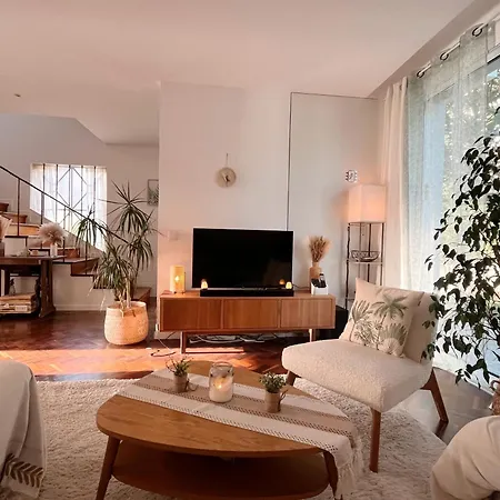 The Luzia House - Sunny 4br With Gardens, Terraces, Ac, On-site Parking בית נופש *
