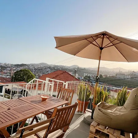 The Luzia House - Sunny 4br With Gardens, Terraces, Ac, On-site Parking