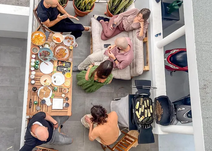 The Luzia House - Sunny 4br With Gardens, Terraces, Ac, On-site Parking *