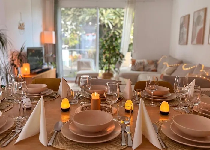 Casa de Férias The Luzia House - Sunny 4br With Gardens, Terraces, Ac, On-site Parking *