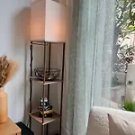 The Luzia House - Sunny 4br With Gardens, Terraces, Ac, On-site Parking 펜션 푼샬